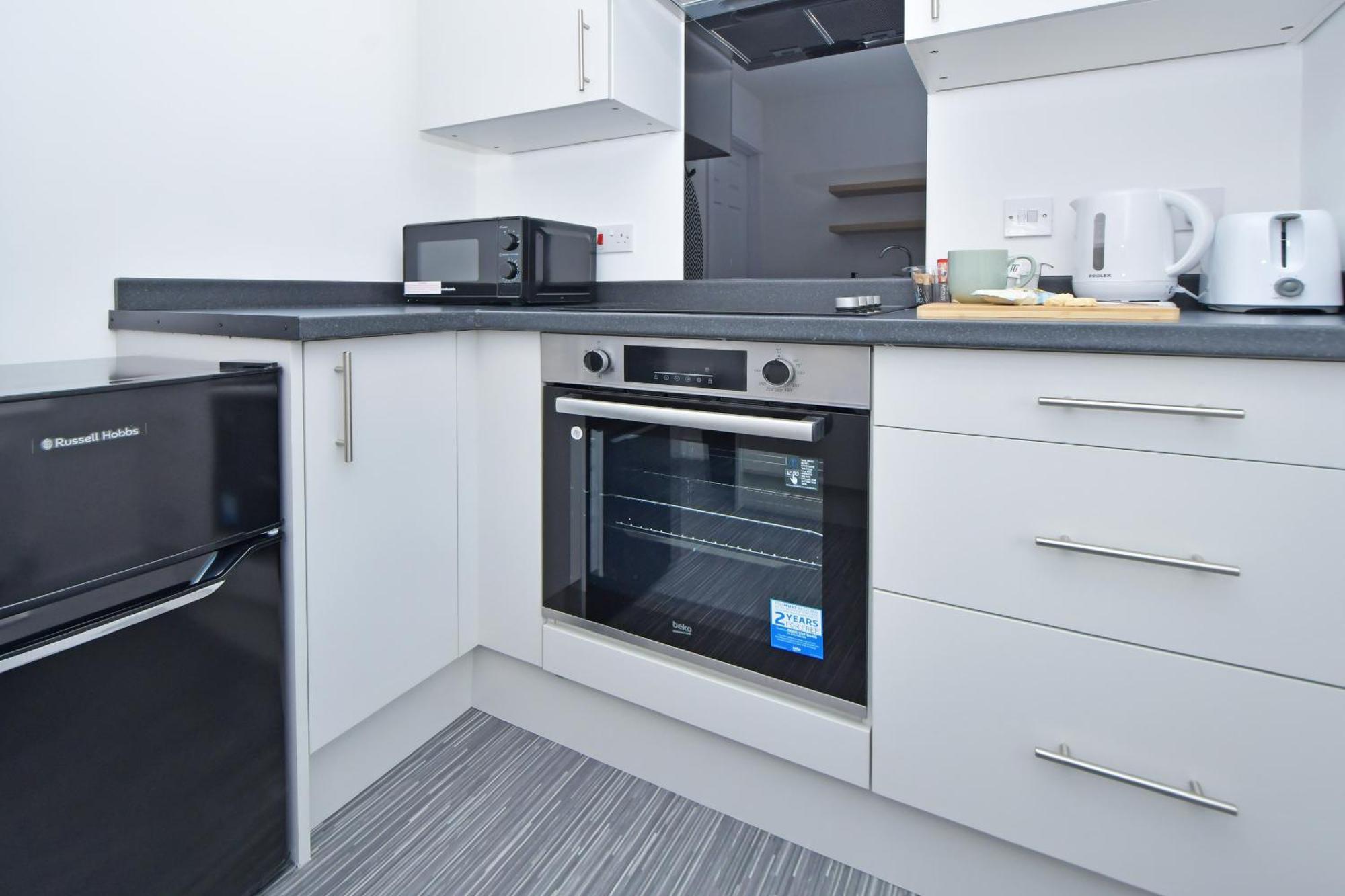 Sapphire Apartments By Yourstays - Luxury 2 Bedroom Apartments In Crewe Buitenkant foto