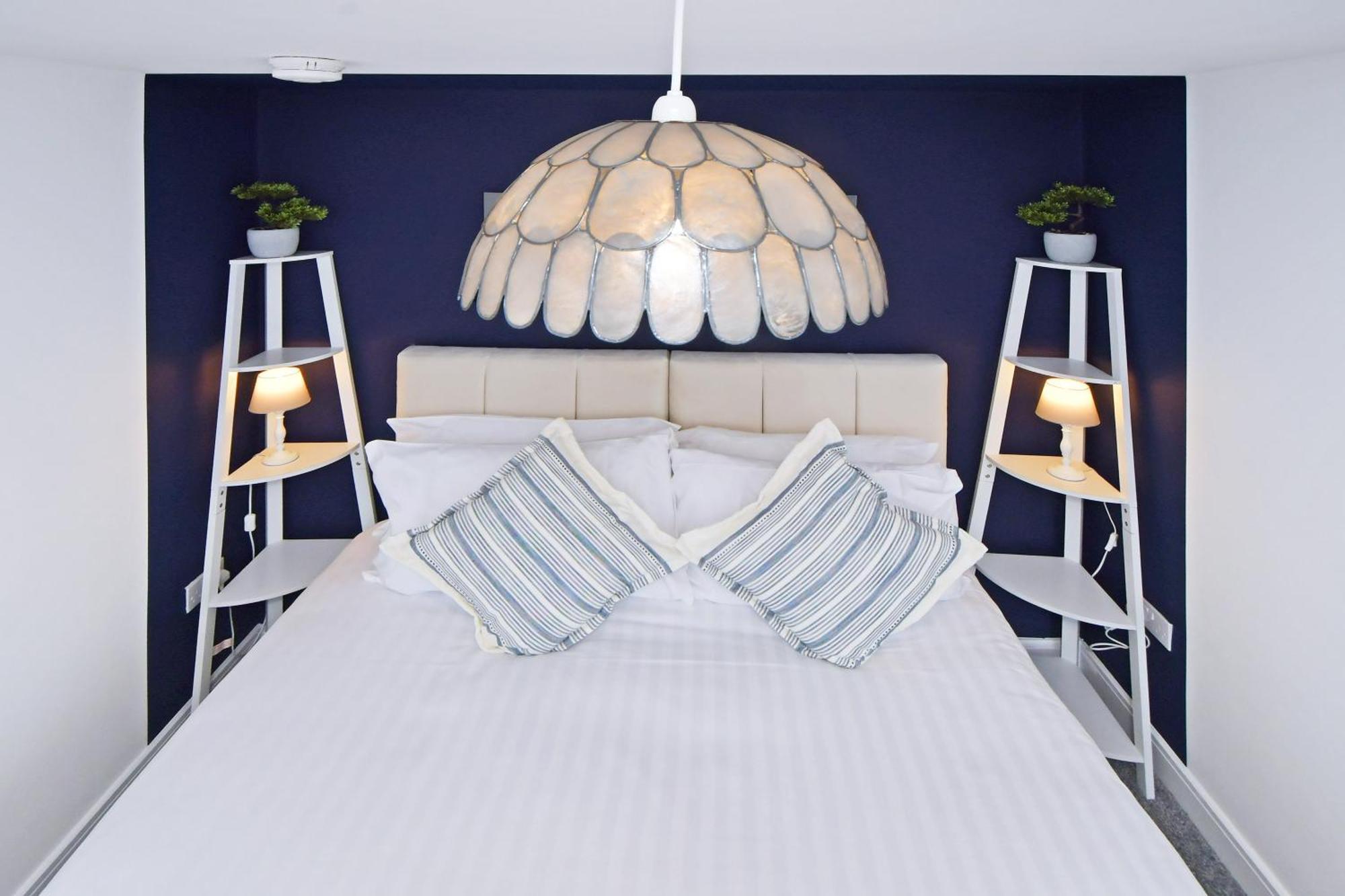 Sapphire Apartments By Yourstays - Luxury 2 Bedroom Apartments In Crewe Buitenkant foto