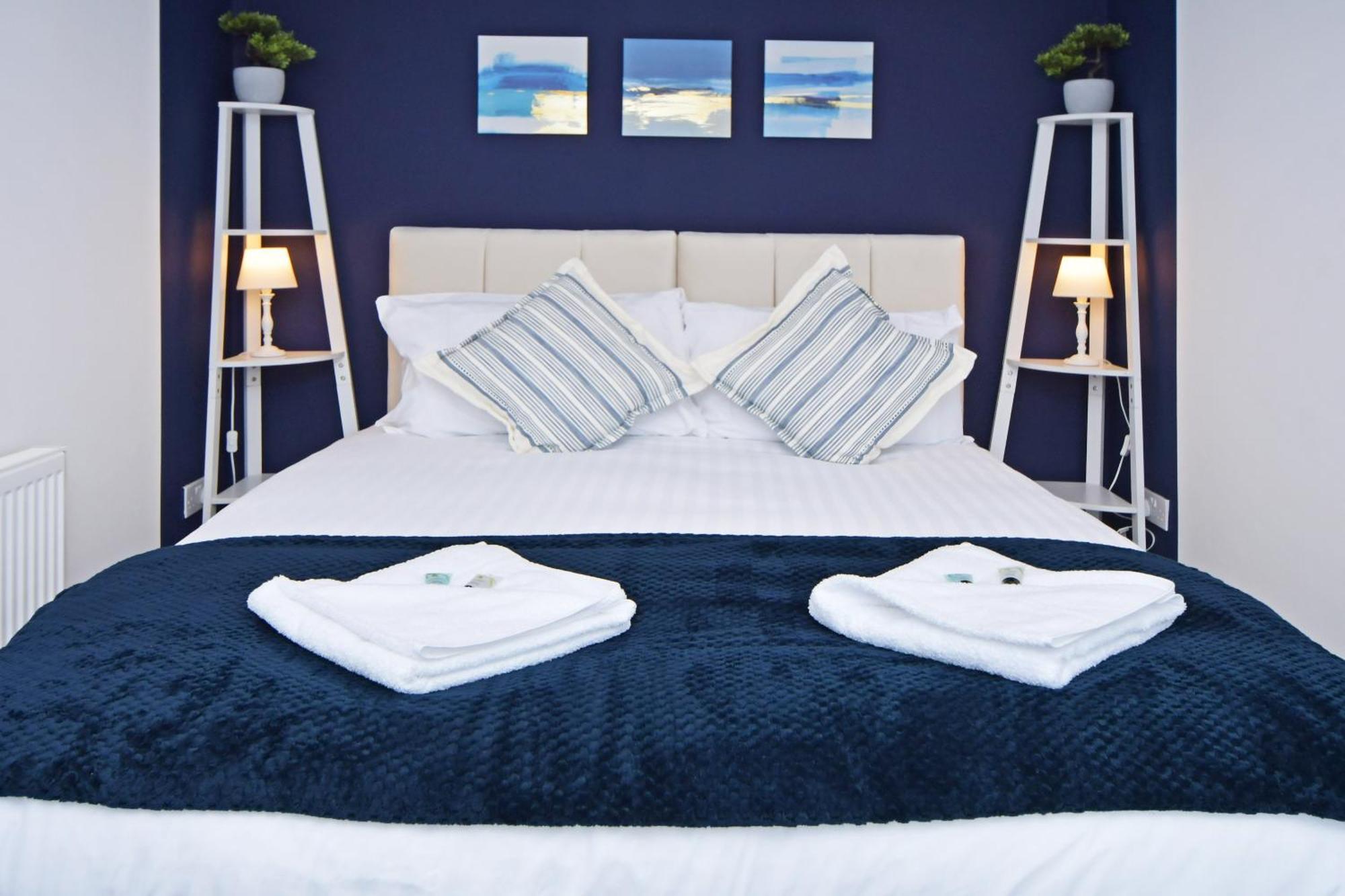 Sapphire Apartments By Yourstays - Luxury 2 Bedroom Apartments In Crewe Buitenkant foto