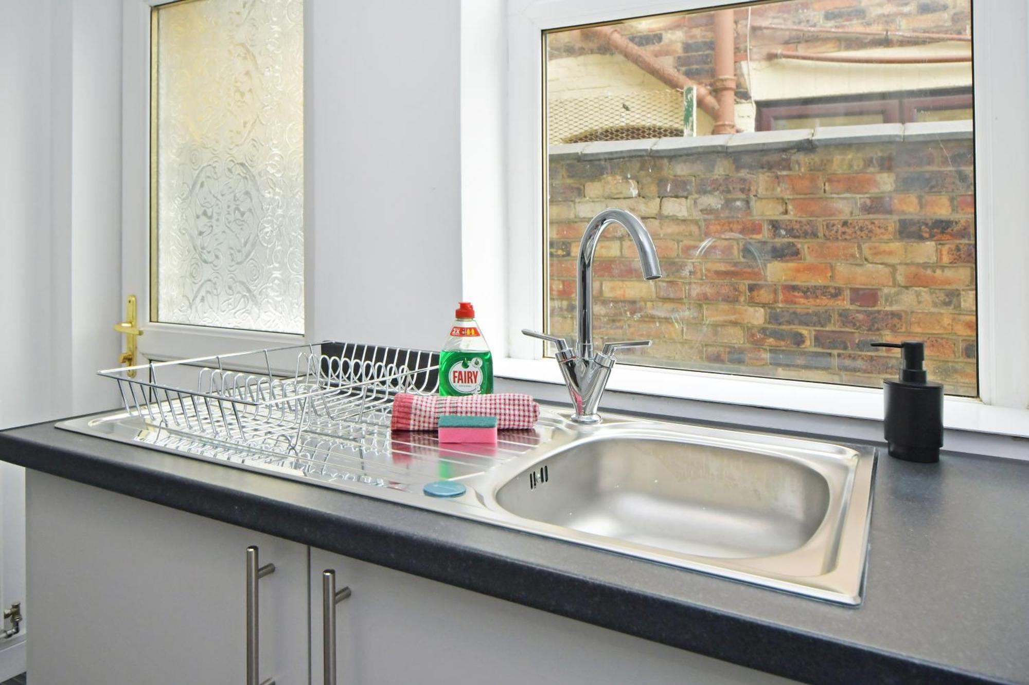 Sapphire Apartments By Yourstays - Luxury 2 Bedroom Apartments In Crewe Buitenkant foto